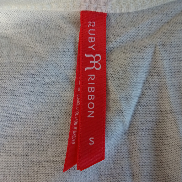 Ruby Ribbon Small Open Front Sweater Top NWOT Wool - Picture 5 of 7